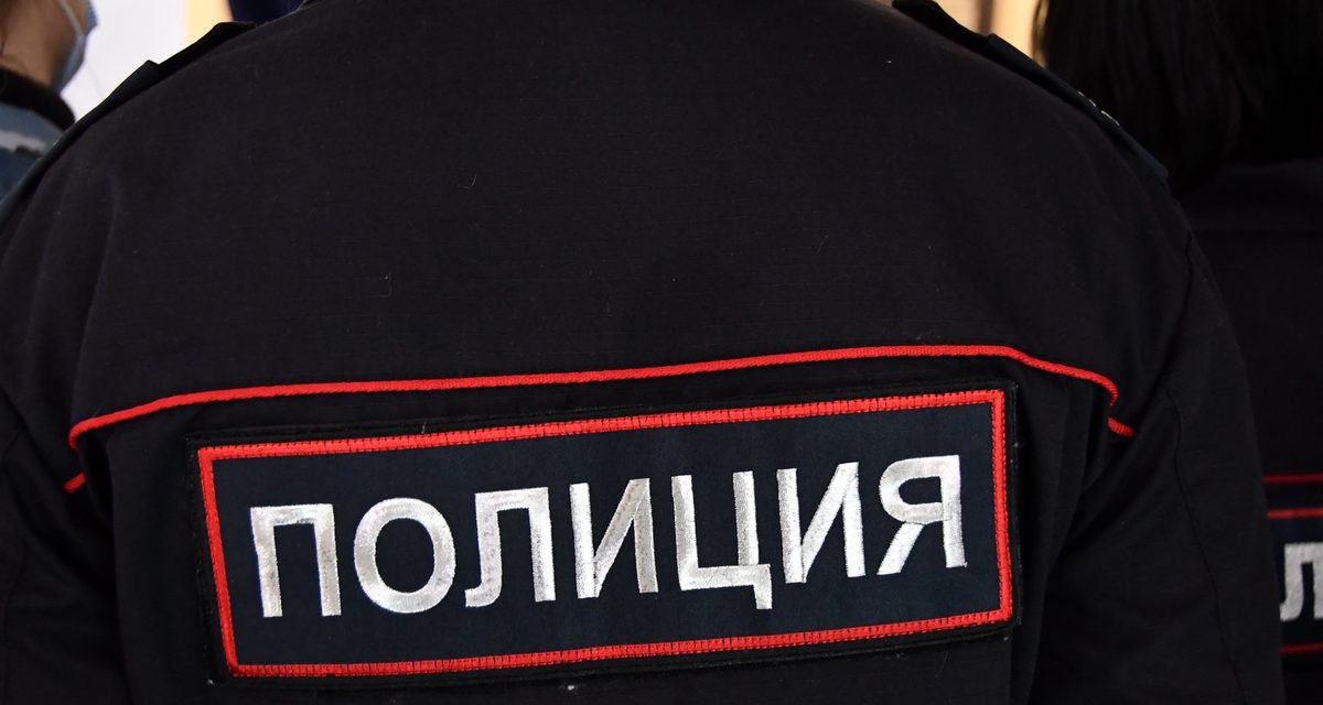 Полиция по видео из соцсетей нашла участников драки в Анжеро-Судженске