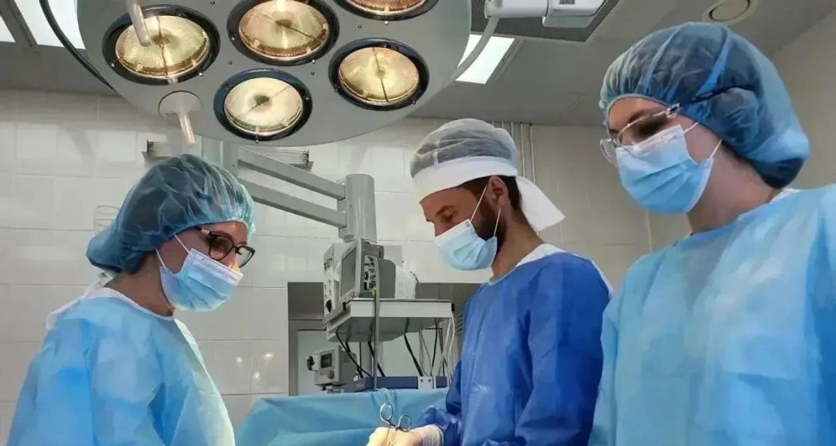 Кузбасские врачи за две недели вернули зрение шести пациентам и пересадили почку еще шести